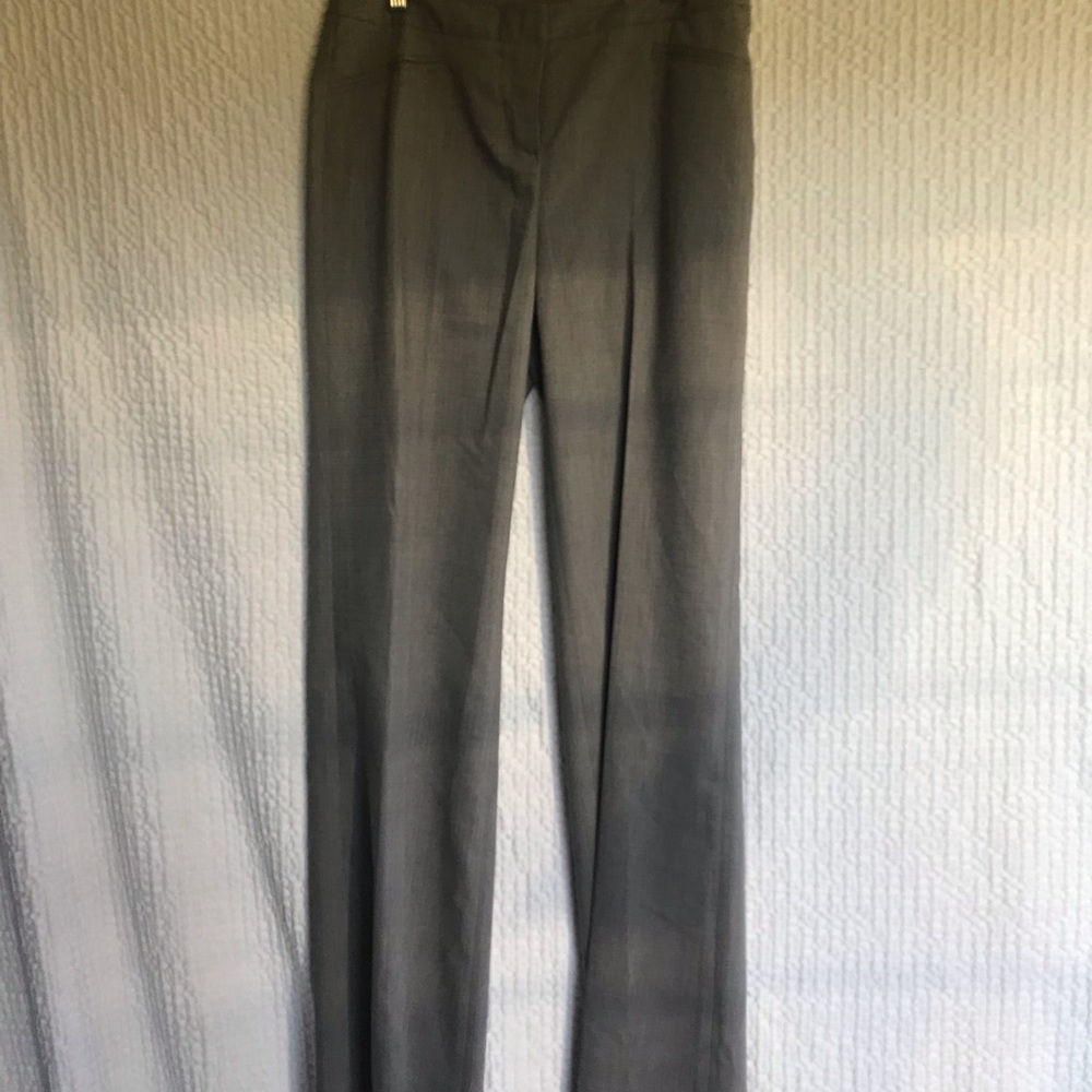 Size 4 gray halogen Taylor fit